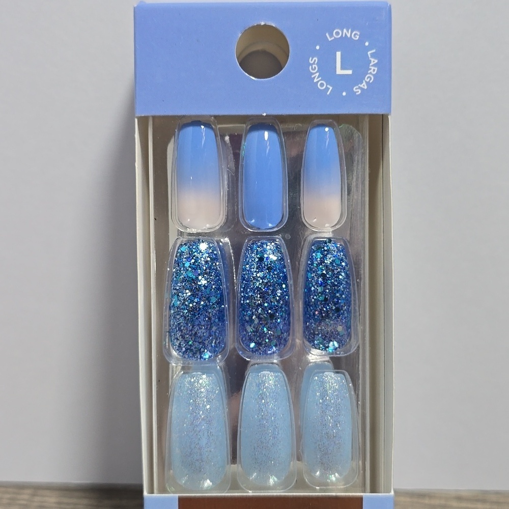 Dashing Diva NailBliss Salon Gel Nails Long Length Brand New Blue Glitter - Picture 2 of 4